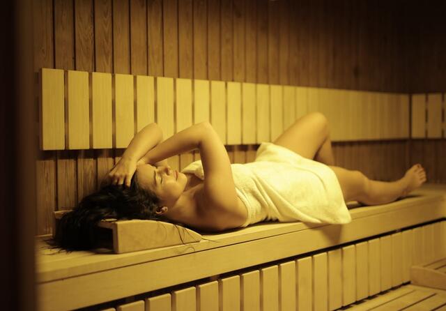 sauna spanek